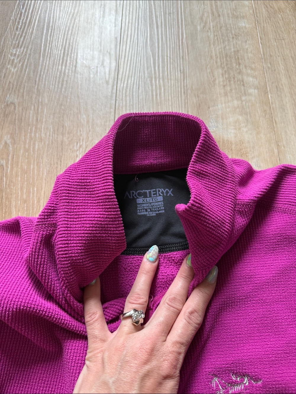 Arcteryx women’s halfzip - Picture 3 of 5